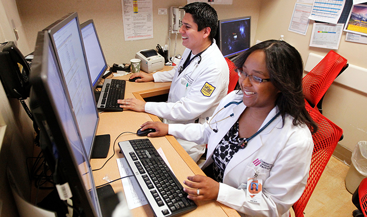 UCSF students at computers