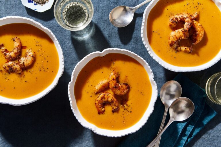 23 Easy Simmering Soups for Cozy Winter Nights