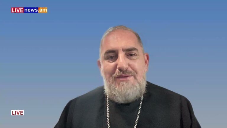 Հիմա մենք սկսեցինք խոսել, բայց դա էլ ձեր դուրը չի գալիս, որովհետև ձեր ականջին հաճելի չէ