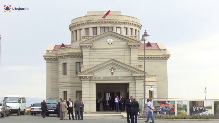 Հանդիպում ազատամարտիկների միությունում Встреча в Союзе воинов-освободителей