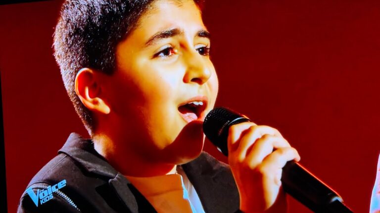 The Voice Kids 2025 : Albert bouleversant en Arménien, il chante avec Patrick Fiori