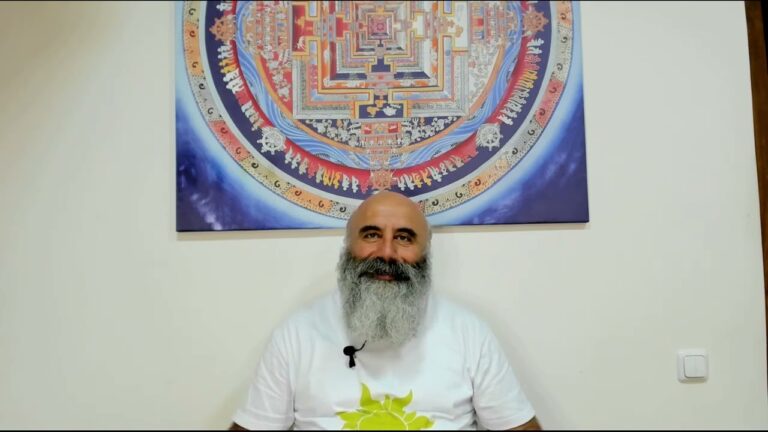 Ծիածանի և լույսի մարմին: Տրդատ Դոնիկյան