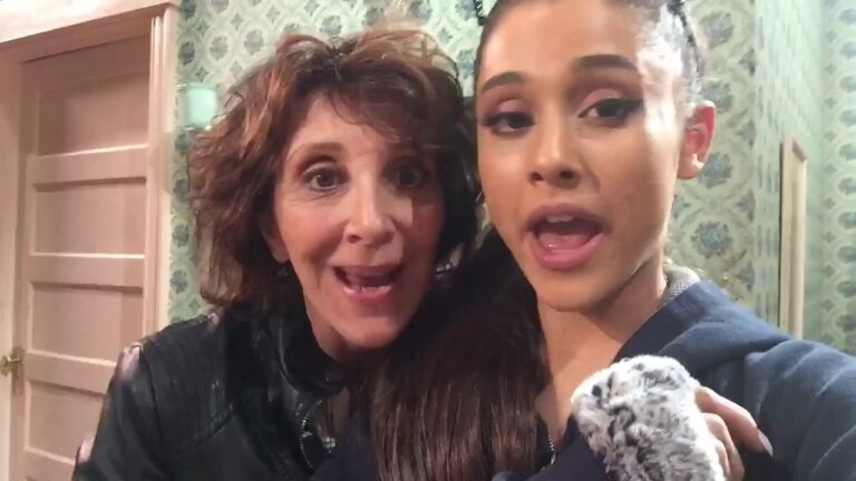 Ariana Grande and Andrea Martin support COAF