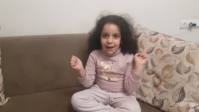 “Լինում է, չի լինում” ընտանեկան ֆլեշմոբ, Եվա Հովհաննիսյան “Լինում է, չի լինում” ընտանեկան ֆլեշմոբ, Եվա Հովհաննիսյան