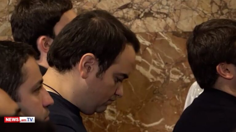 «Մեր ձևով» շարժման անդամները ներկա են գտնվել Սուրբ Սարգիս եկեղեցում մատուցված պատարագին «Մեր ձևով» շարժման անդամները ներկա են գտնվել Սուրբ Սարգիս եկեղեցում մատուցված պատարագին