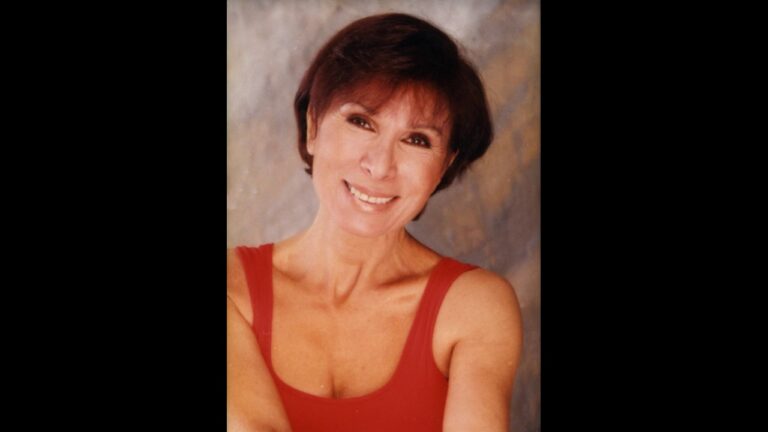 Liz Sarian – Dele Yaman Liz Sarian – Dele Yaman