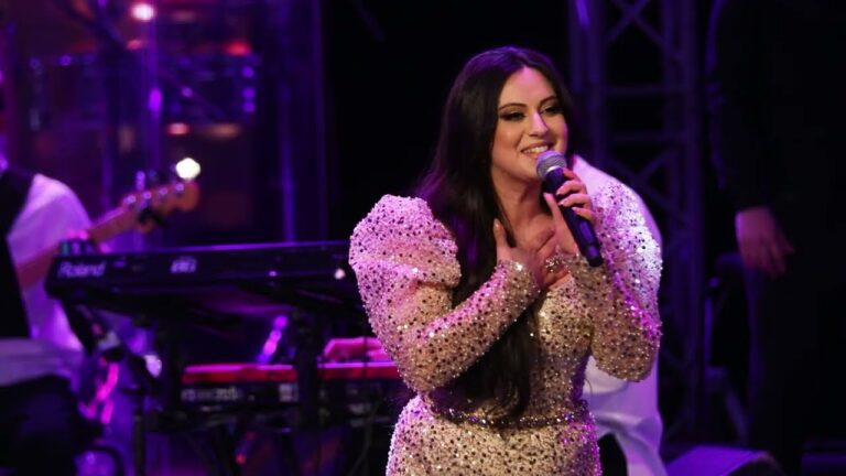 Monika Nazaryan – Partezum Vard Er Bacvac