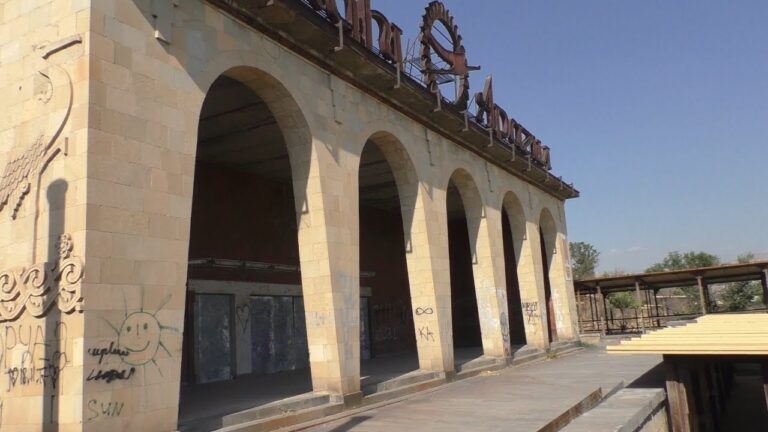 Yerevan, Monumenti Lich, ARAGIL restoran,12.08.19, Mo,, Video-2