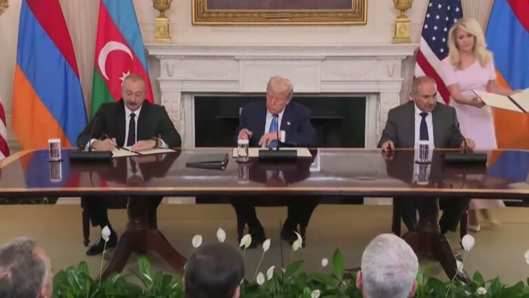 Ստորագրեցին․ Թրամփը որպես վկա, Փաշինյանն ու Ալիևը՝ կողմեր | Դավիթ Գրիգորյան Ստորագրեցին․ Թրամփը որպես վկա, Փաշինյանն ու Ալիևը՝ կողմեր | Դավիթ Գրիգորյան