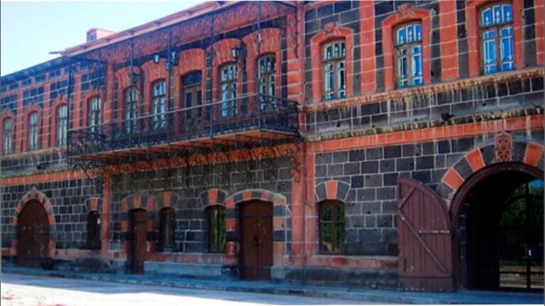 Թաքնված Հայաստան – Գյումրու Ժողովրդական Ճարտարապետության և Քաղաքային Կենցաղի Թանգարան