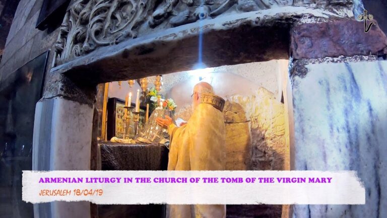 ARMENIAN LITURGY IN THE CHURCH OF THE TOMB OF THE VIRGIN MARY.  JERUSALEM 18/04/19