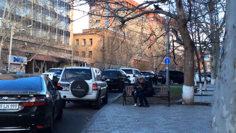 Yerevan, 29.03.16, Tu, Video-2, Koryun st.