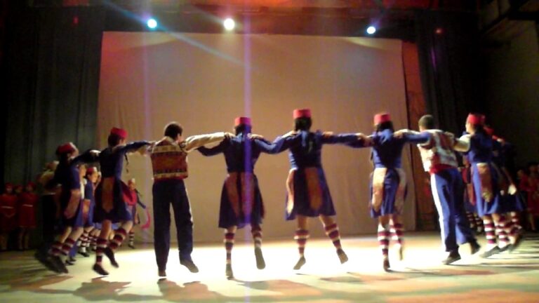 «Վայոց ձոր-2017» պարարվեստի փառատոնը Եղեգնաձորի մշակույթի կենտրոնում 2 «Վայոց ձոր-2017» պարարվեստի փառատոնը Եղեգնաձորի մշակույթի կենտրոնում 2