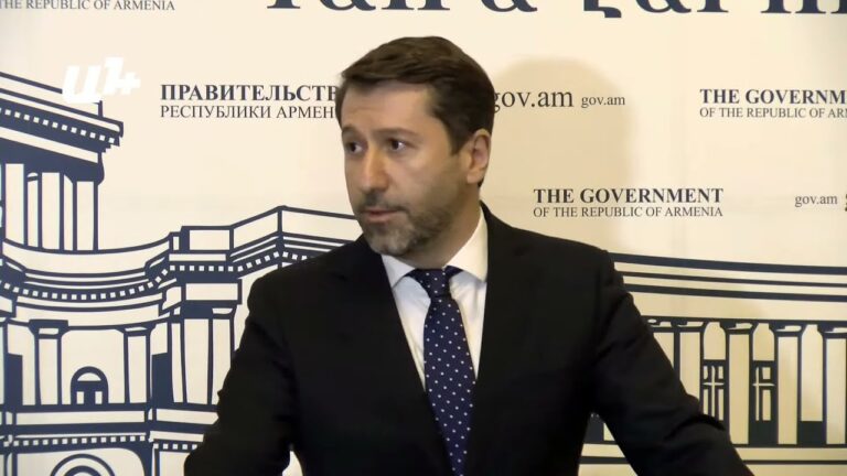 Լինում է, որ նայելով Փաշինյանի լուսանկարին, հիշում եմ, որ պետք է լինել ազնիվ ու անաչառ․ Անդրեասյան