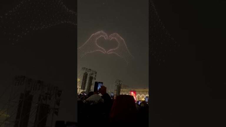 “New Year 2026 in Yerevan 🇦🇲 | Republic Square Countdown & Drone Show”