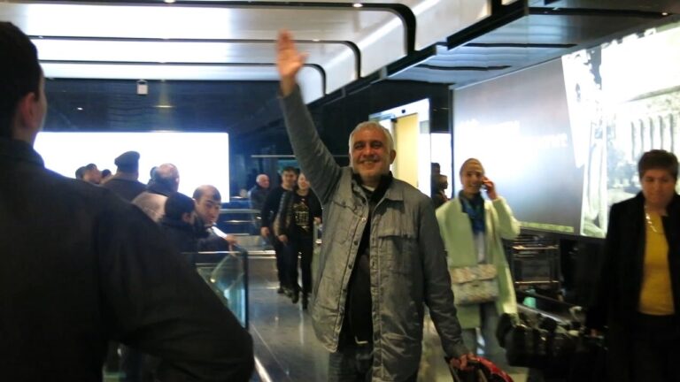 Yerevan, 05.01.17, Th, Video-2, airport Zvartnots