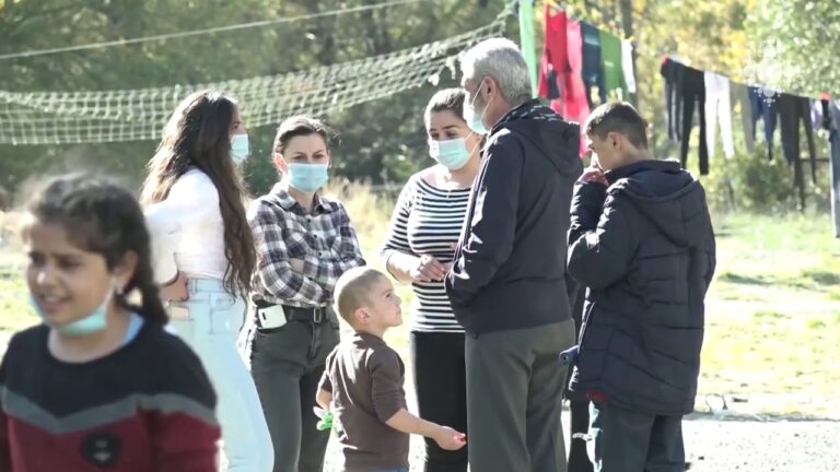 Արցախից ժամանած ընտանիքները ապահով ապաստան են ստացել Վայոց ձորի թեմապատկան կառույցում Արցախից ժամանած ընտանիքները ապահով ապաստան են ստացել Վայոց ձորի թեմապատկան կառույցում