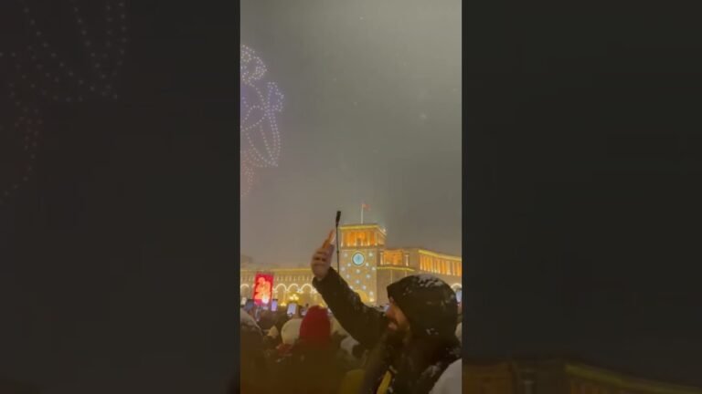 “Yerevan welcomes the New Year 2026 with lights in the sky 🎆🚁”