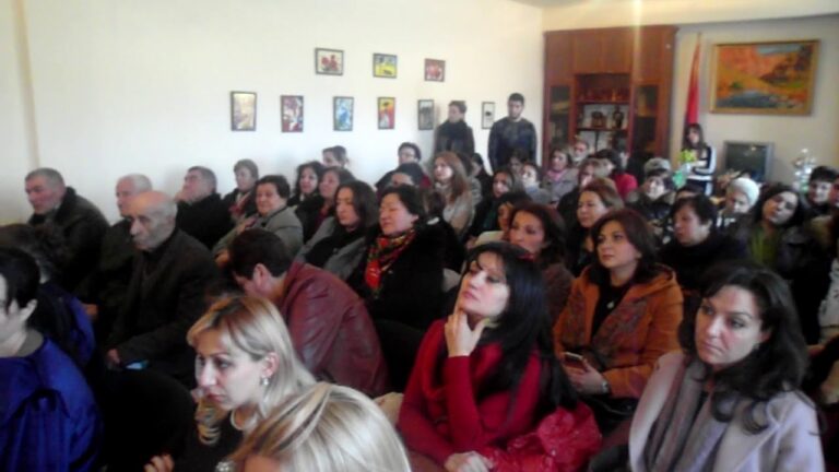 Տեր Վազգեն քահանա Հովհաննիսյանի գրքի շնորհանդեսը Տեր Վազգեն քահանա Հովհաննիսյանի գրքի շնորհանդեսը