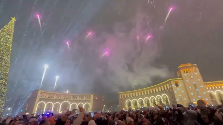 Ереван  Невероятно новогодний 2026Yerevan Best New Years  عيد راس السنة يريفان ارمينيا