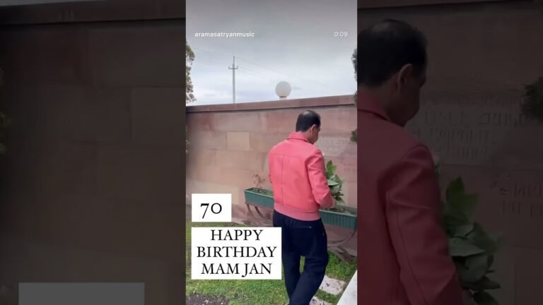 Ինչպես է Արտաշ Ասատրյանը լшց լինում մայրիկի գերեզմшնին. հnւզիչ կադրեր#asekose #news