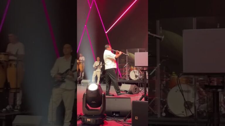 Kamo Seyranyan & friends – urax par Kamo Seyranyan & friends – urax par