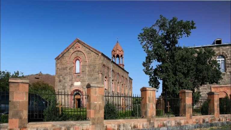 Թաքնված Հայաստան – Ս.  Մեսրոպ Մաշտոց Եկեղեցի (Օշական) / St. Mesrop Mashtots Church (Oshakan)