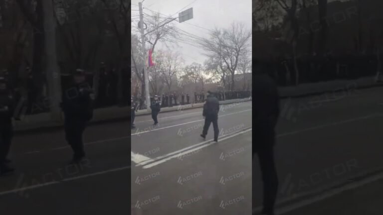 Ուժեղացված ծառայություն Բաղրամյան պողոտայում`Վենսի այցից առաջ