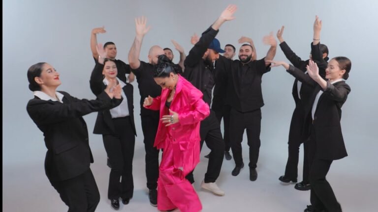 Hay Studio – Taran – Taran