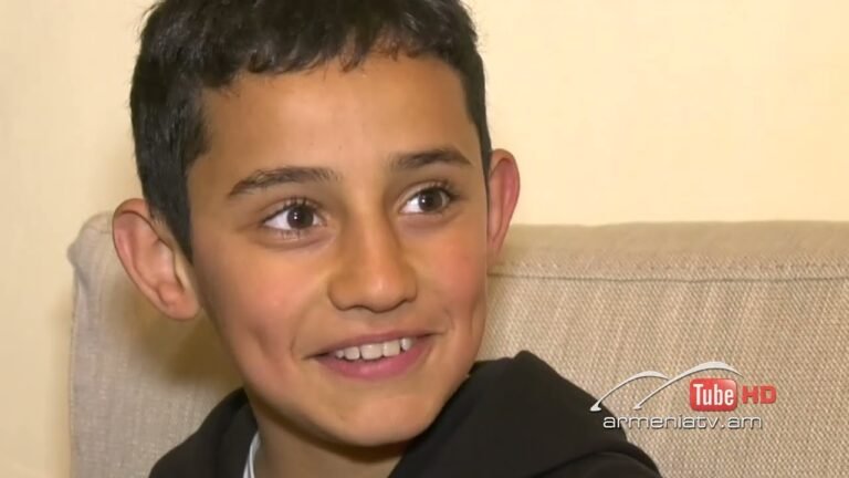 Սուր անկյուն 30.11.2025 – Սվետլանա Ավդիշյան «Փախած ծնողներն ու փրկիչ տատը»