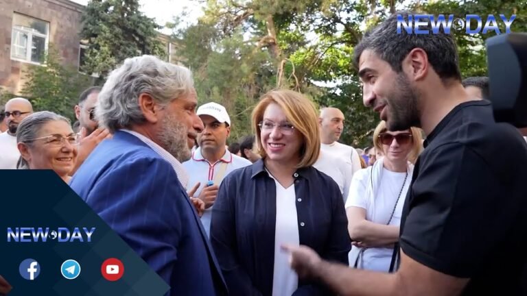 Սամվել Կարապետյանի ընտանիքը դատարանի բակում