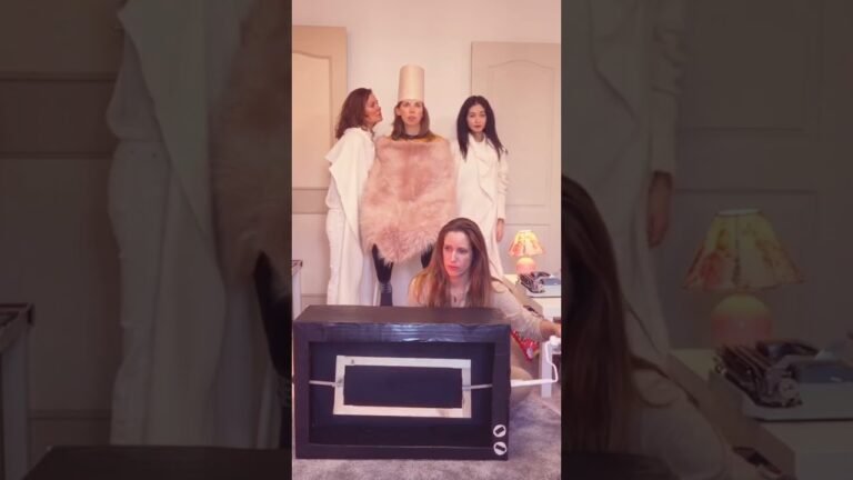 #film #filmdirector #filmmaker #filmmaking #filmset #shortfilm #shortfilms #cinema #colorgrading