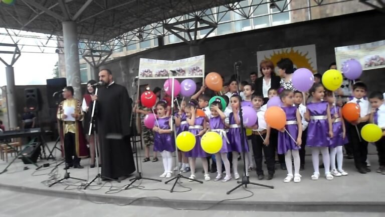 Հունիսմեկյան տոնակատարություն Եղեգնաձորի ամֆիթատրոնում Հունիսմեկյան տոնակատարություն Եղեգնաձորի ամֆիթատրոնում