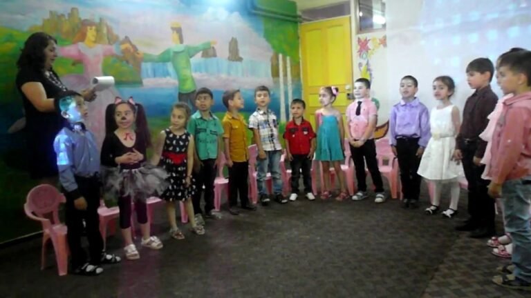 Տարեվերջյան միջոցառում Եղեգնաձորի «Ծիածան» մանկապատանեկան ուսումնական կենտրոնում03